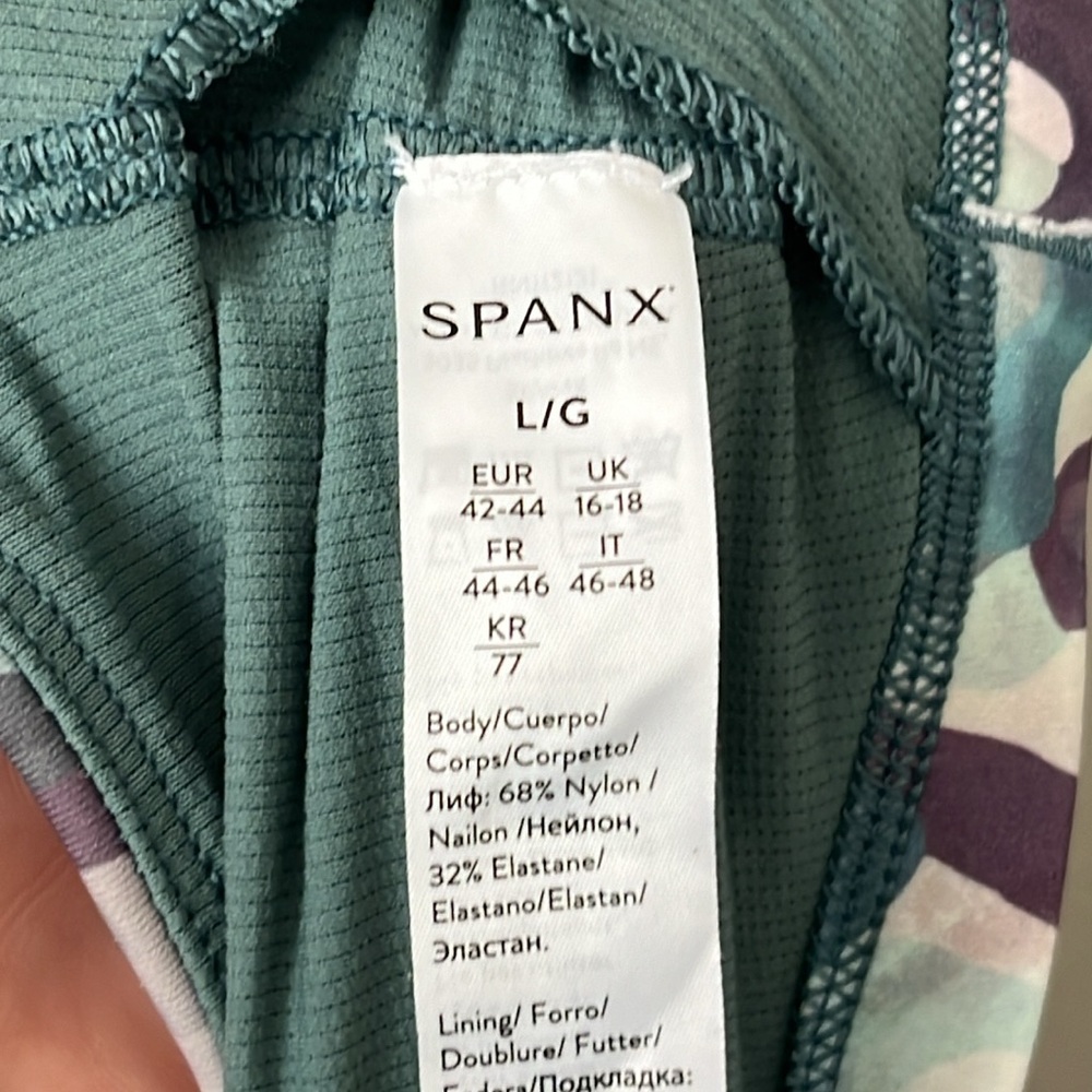 Spanx Low Impact Sports Bra‎ / Blue Camo / SZ L - Picture 7 of 8